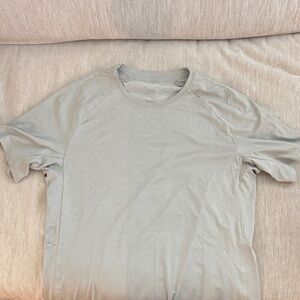 lululemon athletica Light Gray Short Sleeve Tee Men’s